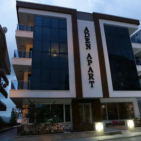 Aparthotel Aden Apart *